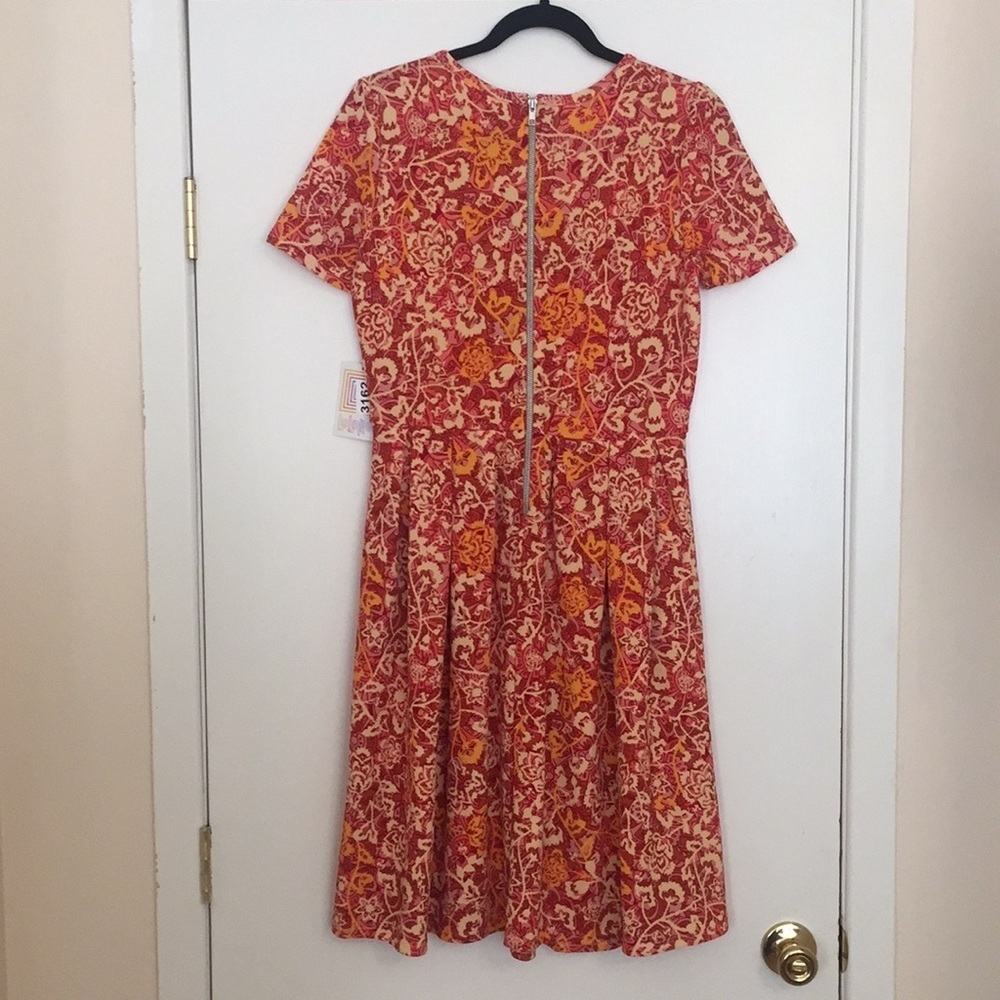 M LuLaRoe Amelia Dress‎ C06 1935 - Picture 2 of 5